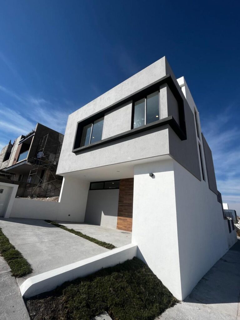 Saint Marie Inmobiliaria Propiedades en Venta Casa Capital Sur Coto Dublin Card