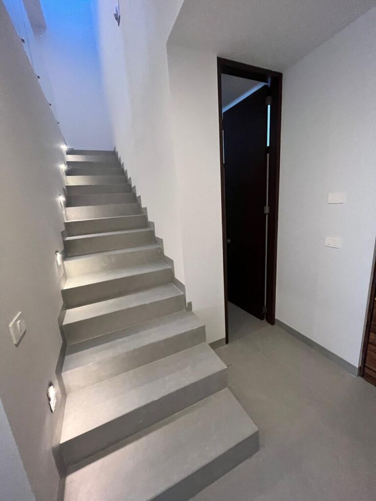 Venta Casas Capital Sur Coto Paris Querétaro Saint Marie Inmobiliaria ACCESO PLANTA ALTA