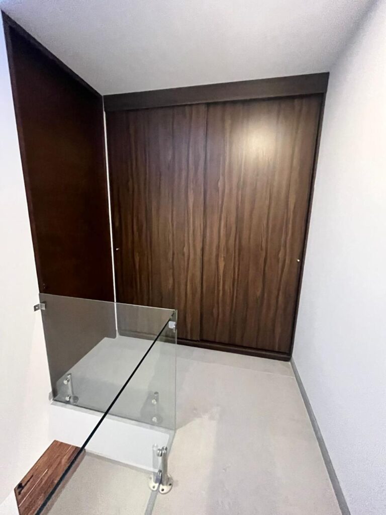 Venta Casas Capital Sur Coto Paris Querétaro Saint Marie Inmobiliaria CARPINTERÍA
