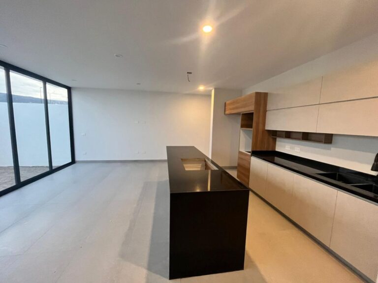 Venta Casas Capital Sur Coto Paris Querétaro Saint Marie Inmobiliaria COCINA MODERNA