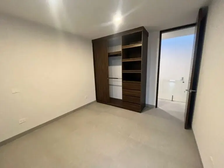 Venta Casas Capital Sur Coto Paris Querétaro Saint Marie Inmobiliaria RECÁMARA CON CLOSET (1)