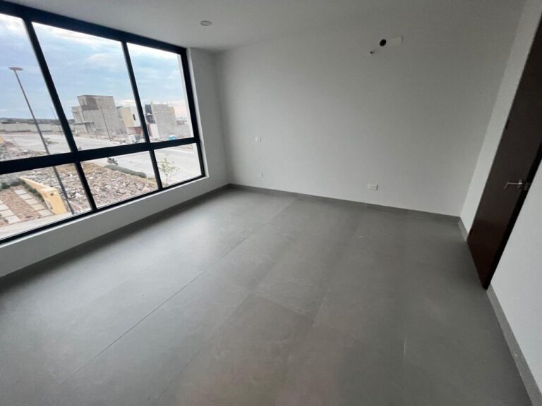 Venta Casas Capital Sur Coto Paris Querétaro Saint Marie Inmobiliaria RECÁMARA CON GRAN VISTA