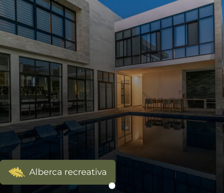 Casa en Venta en los Robles Juriquilla Modelo Acacia Querétaro Saint Marie Inmobiliaria Alberca