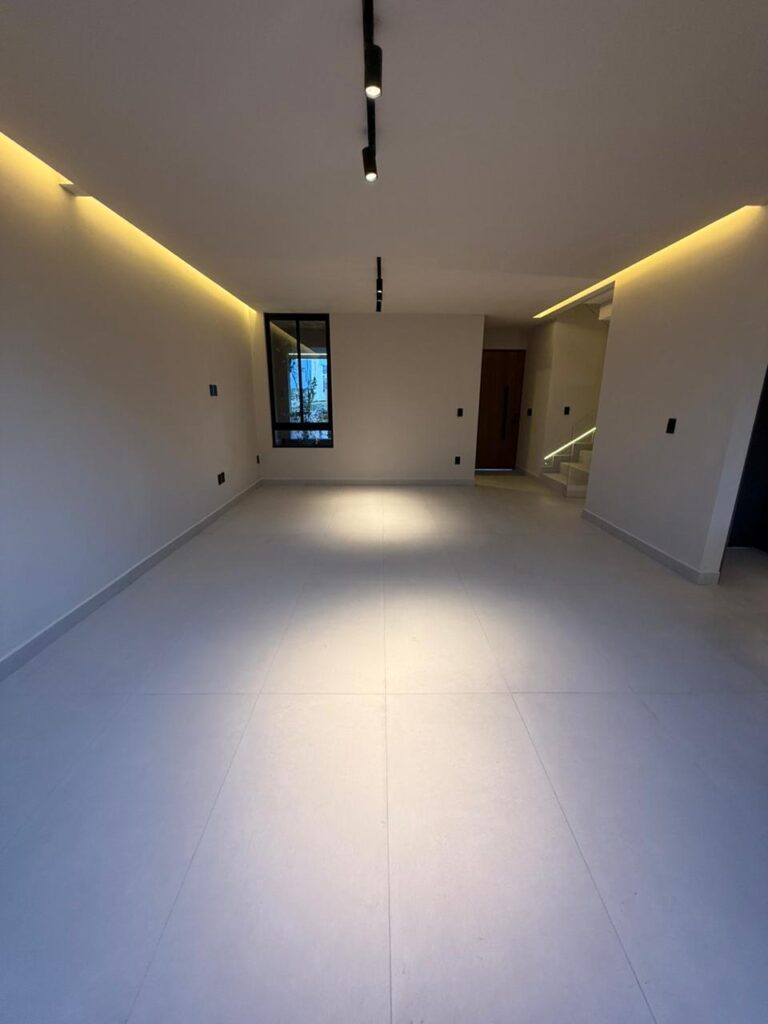 venta-casa-47-sala-comedor-coto-dublin-capital-sur-el-marques-queretaro-13