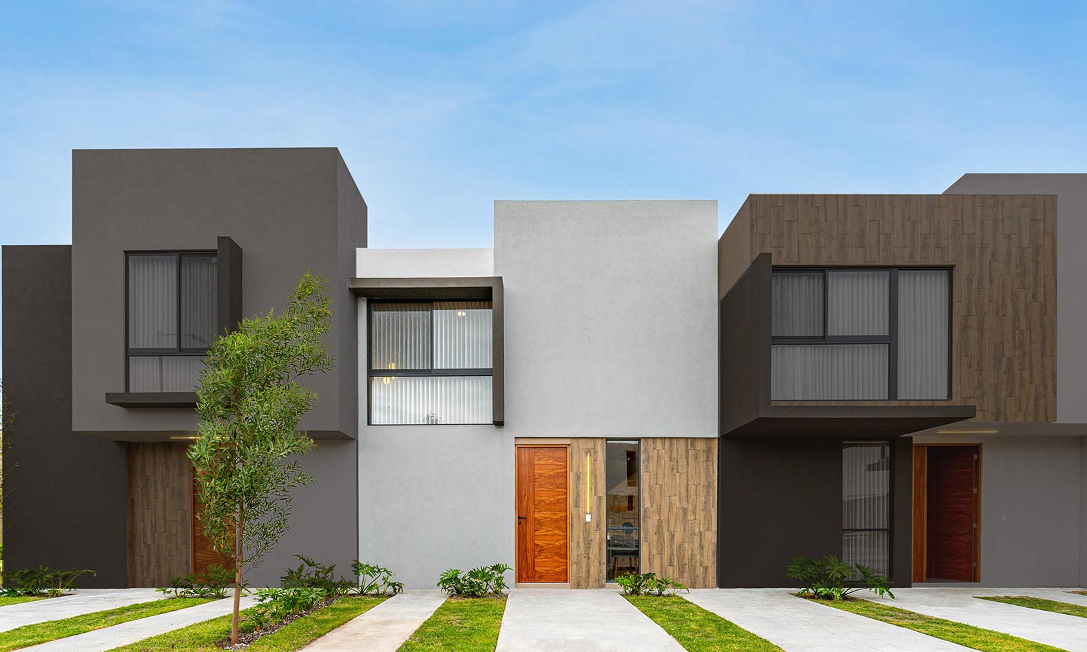 Fachada de la casa Modelo 105 D en Aurora, Zákia